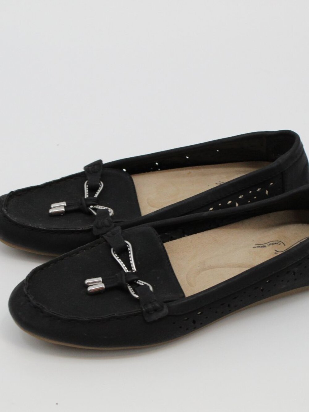 Easy Street Black Leather Soft Comfy Moccasins Flat Loafers Size 8M